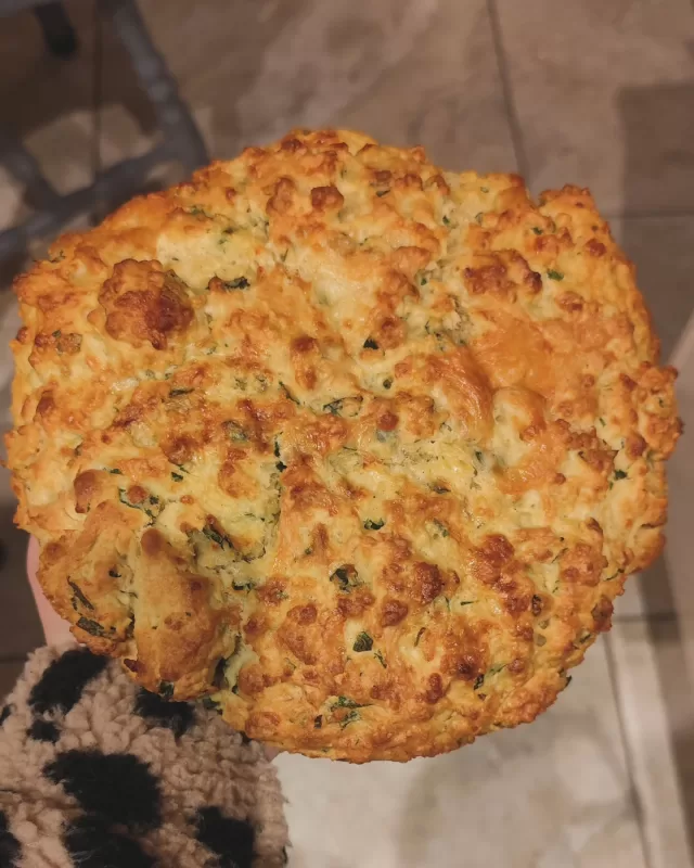 Tis The Season (For Wild Garlic) 🌿

Cheese & Wild Garlic Scone Bread 

Ingredients: 
500g self-raising flour, plus extra for dusting
120g butter, chilled
1 tsp baking powder
125g Irish cheddar cheese, grated
25g wild garlic leaves, washed & finely chopped
2 tsps dijon mustard 
250ml milk, plus extra for brushing
2 large free-range eggs

Method: 
1. Preheat the oven to 220°C, line a cake tin and dust with some flour. 
2. Mix the flour and baking powder in a large mixing bowl and using your fingertips, rub in the butter until it is thoroughly mixed like breadcrumbs. 
3. Add 100g of the cheese, wild garlic leaves and the mustard to the bowl. Mix altogether. 
4. In a measuring jug, whisk together the milk and egg until combined. Pour into the mixture (leaving about 1 tbsp of the mix in the jug) and mix through until a rough dough forms. 
5. Pour the dough into the tin evenly. 
7. Brush the scone with reserved egg and milk mix and sprinkle with 25g of cheese
8. Place in the oven on the middle shelf and bake for 14-16 minutes until it has risen and turned a lovely golden-brown colour on top. Transfer to a wire rack to cool slightly before slicing and serving warm with butter.

Let me know if you make it! It didn't last long in my house 😂
#wildgarlicscones
#dieitiansofinstagram #virtualdietitian #willownutrition #cheesescones #baking #irishwildgarlic #onlinedietitian